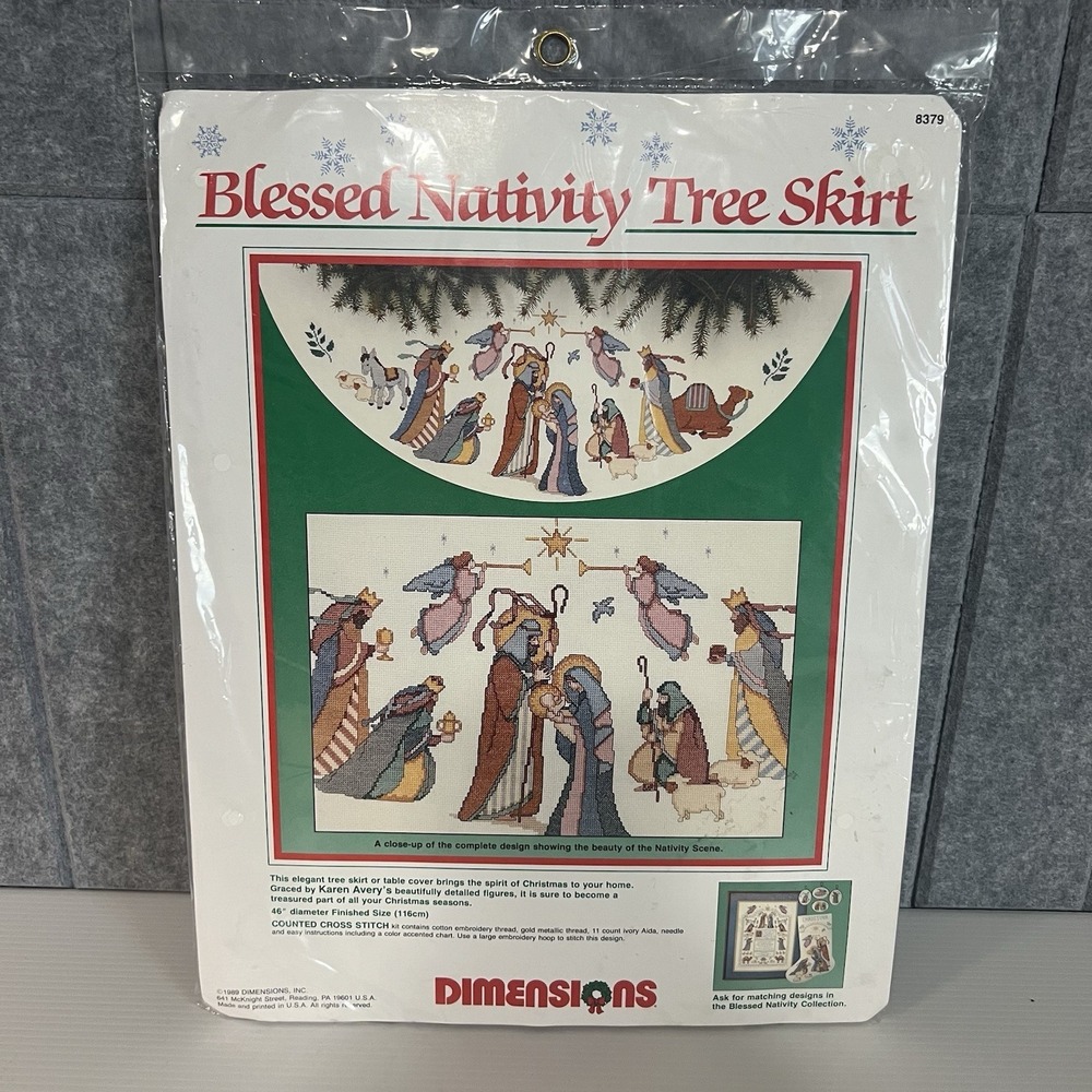 1989 Dimensions Counted Cross Stitch Christmas Tree Skirt Nativity #8379 New